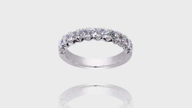 18K White Gold Fishtail Diamond Band Ring