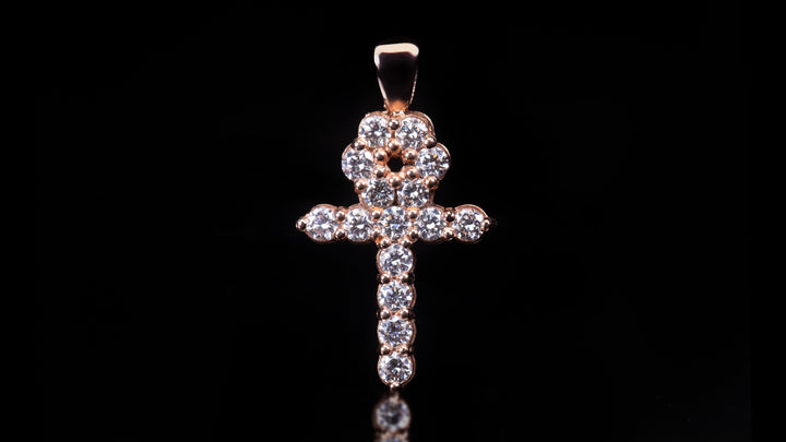 WOMEN PENDANTS & CHARMS