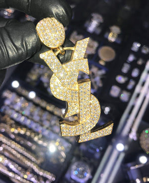 Drake Gifts Young Thug with YSL Pendant