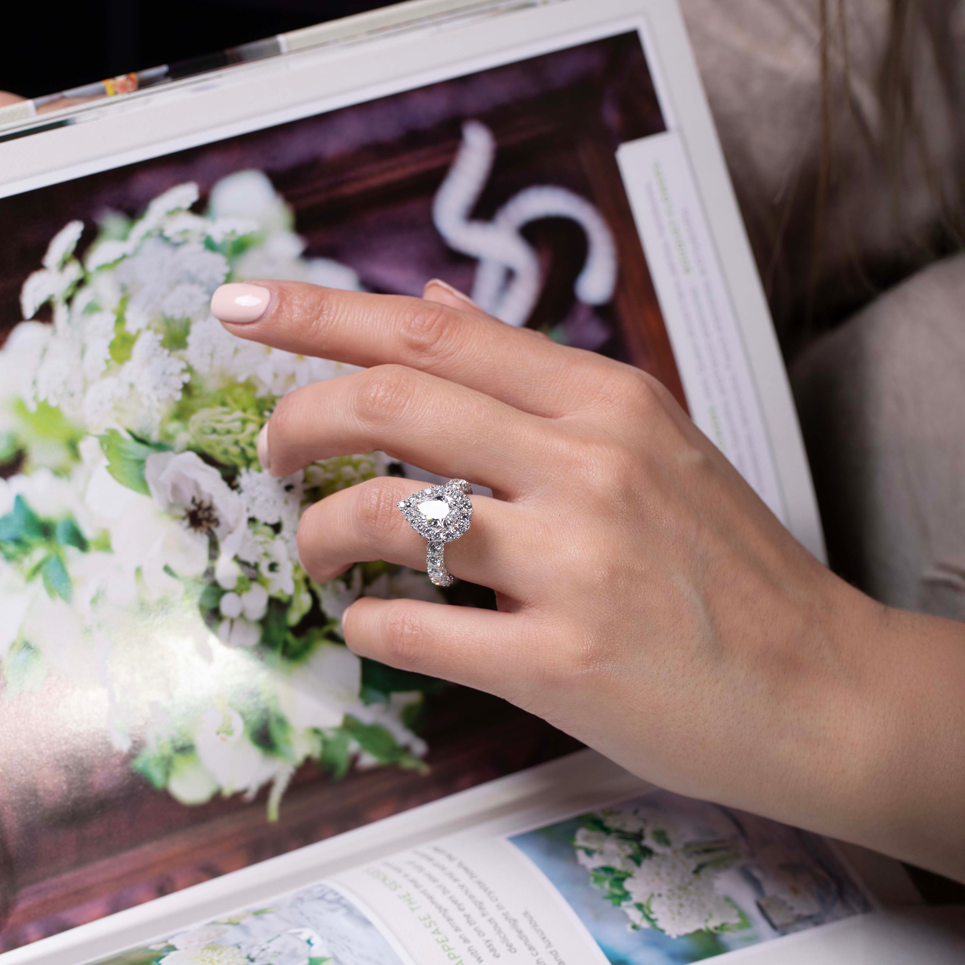 U-Shape Kilani Pear Engagement Ring