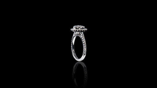 18K White Gold Kilani Signature Oval Engagement Ring