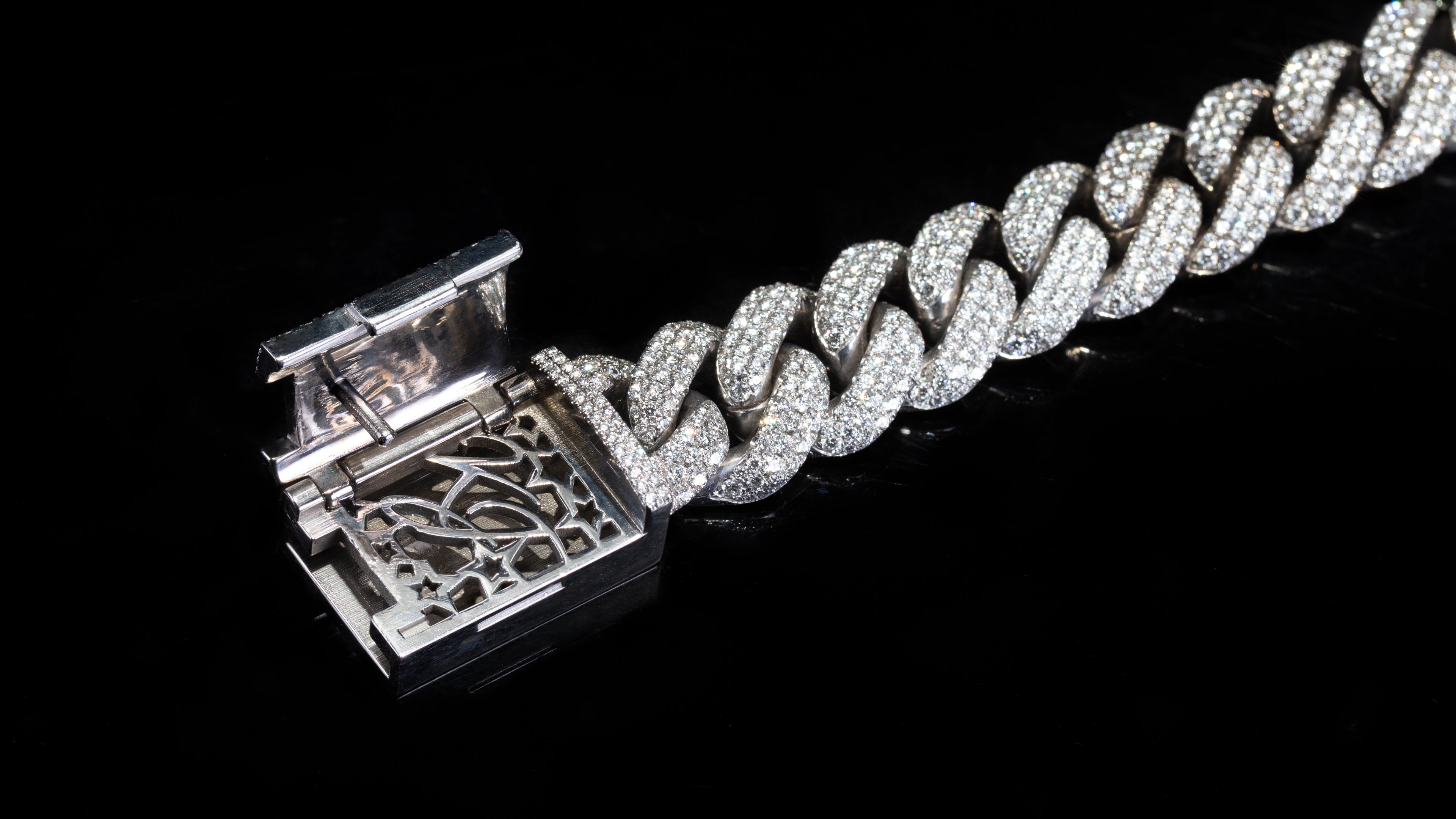 10K White Gold ToranoMAX™ Setting Diamond Cuban Link Chain