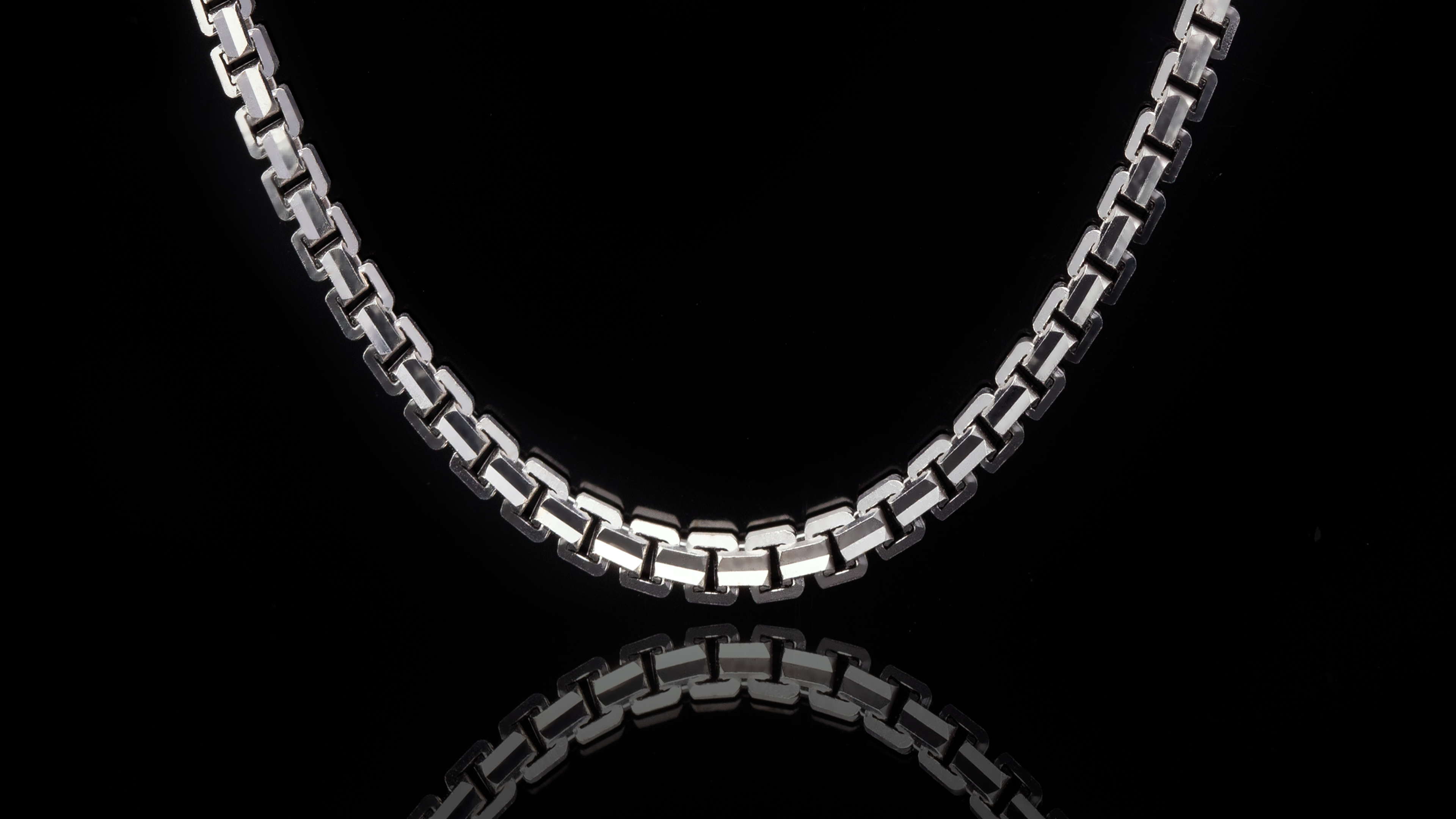 18K Gold Ashor Link Chain