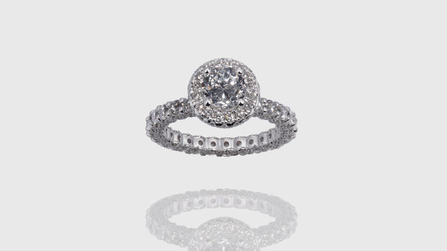 18K White Gold Round Halo Engagement Diamond Ring