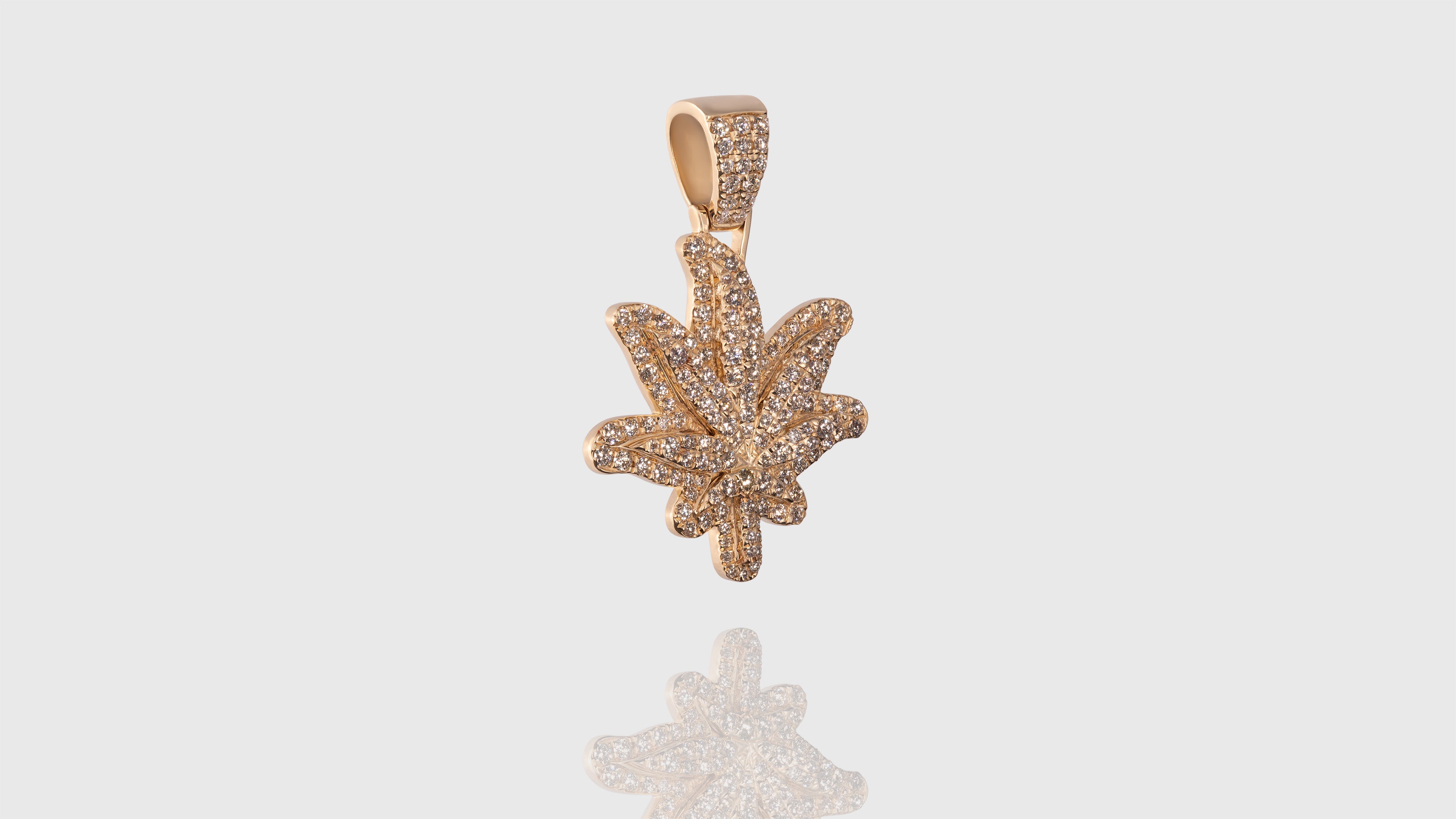 Mountz Collection Diamond Flower Pendant Necklace in 14K Yellow